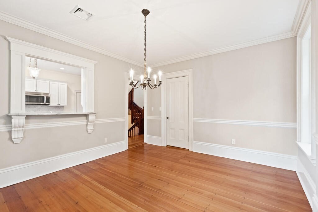 property viewer photo 9
