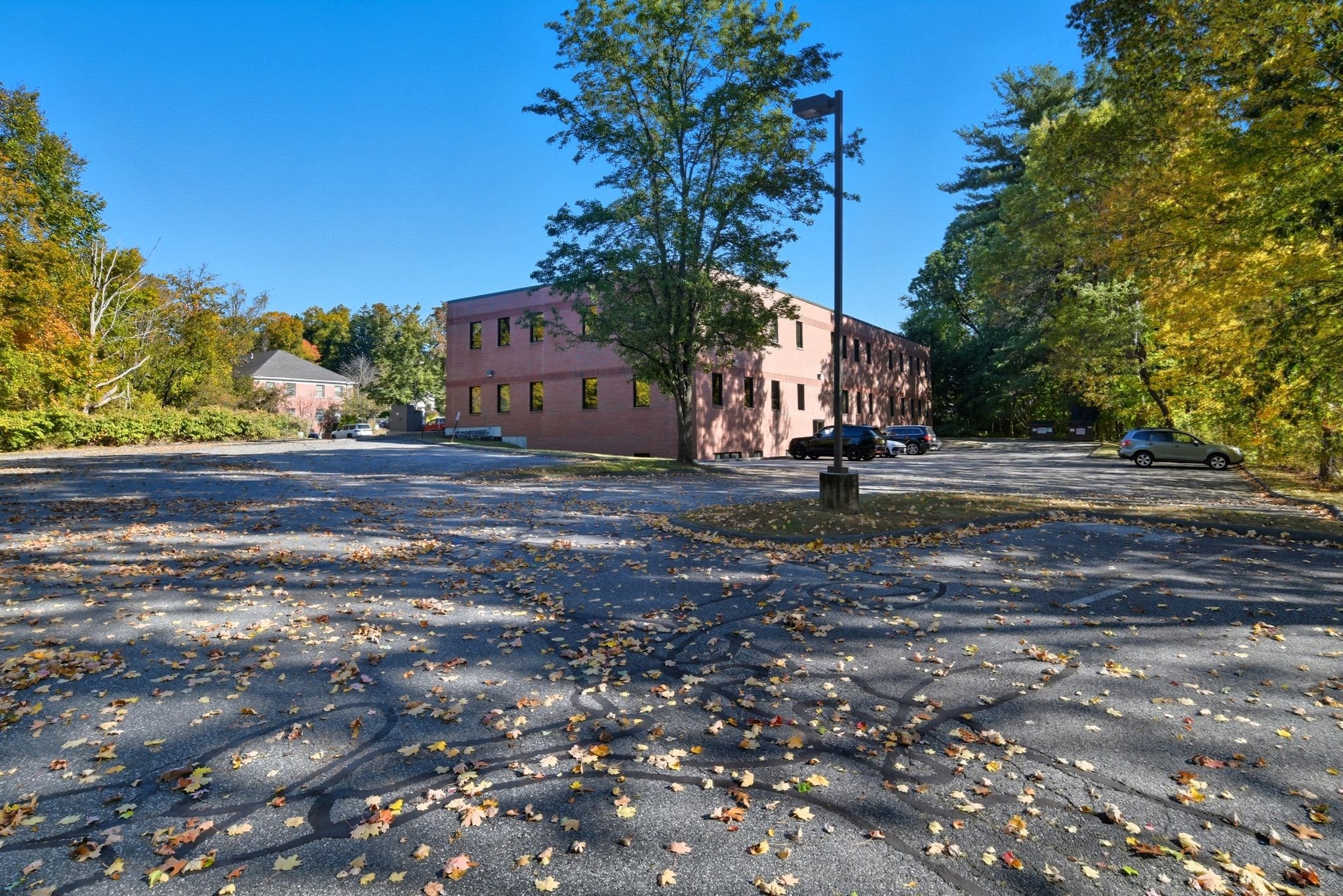 main property photo 20