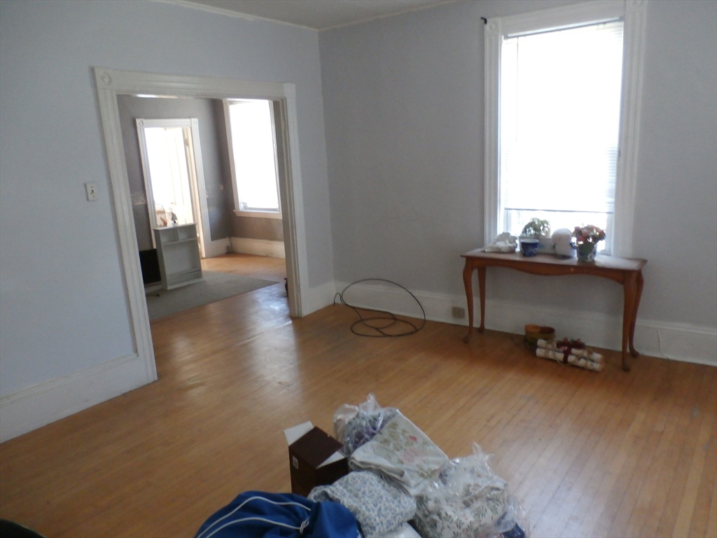 property viewer photo 10