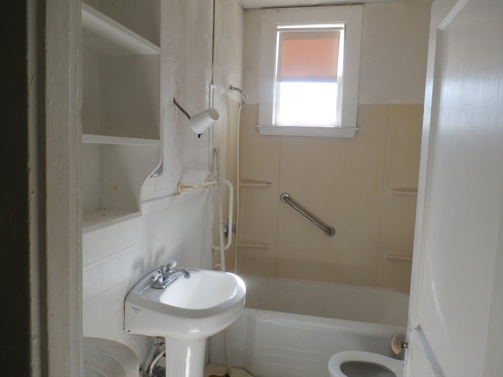 property viewer photo 16