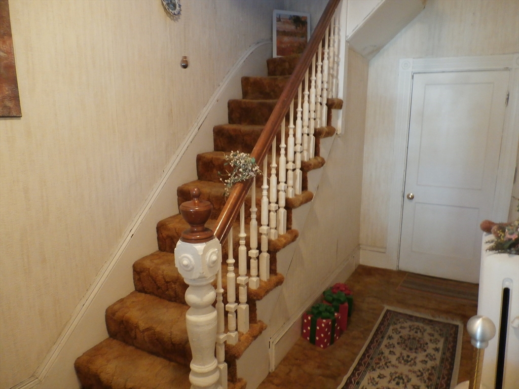 property viewer photo 20