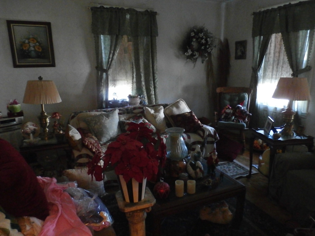 property viewer photo 25