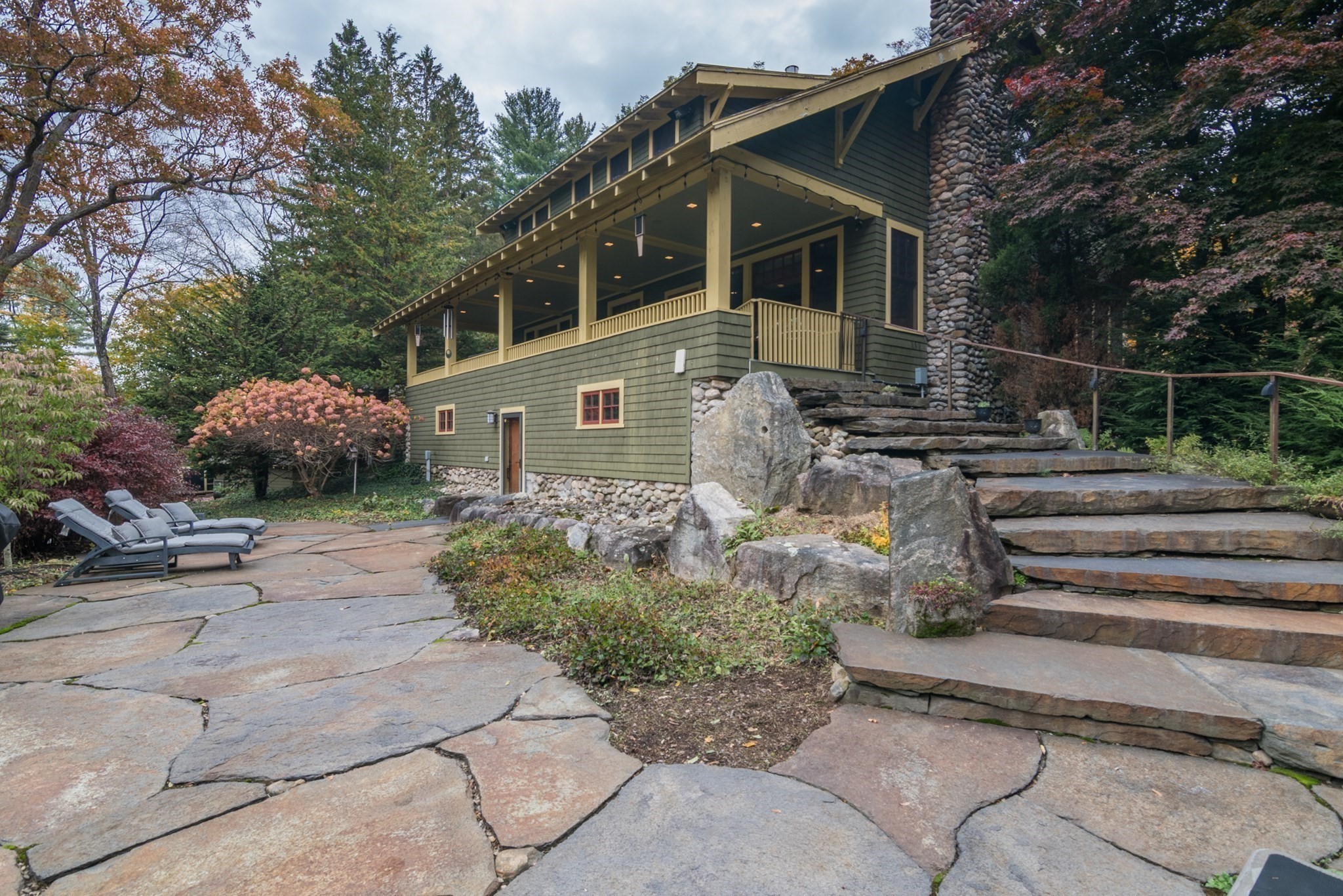 main property photo 33