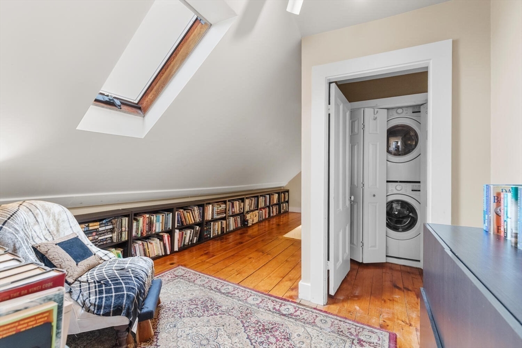 property viewer photo 23