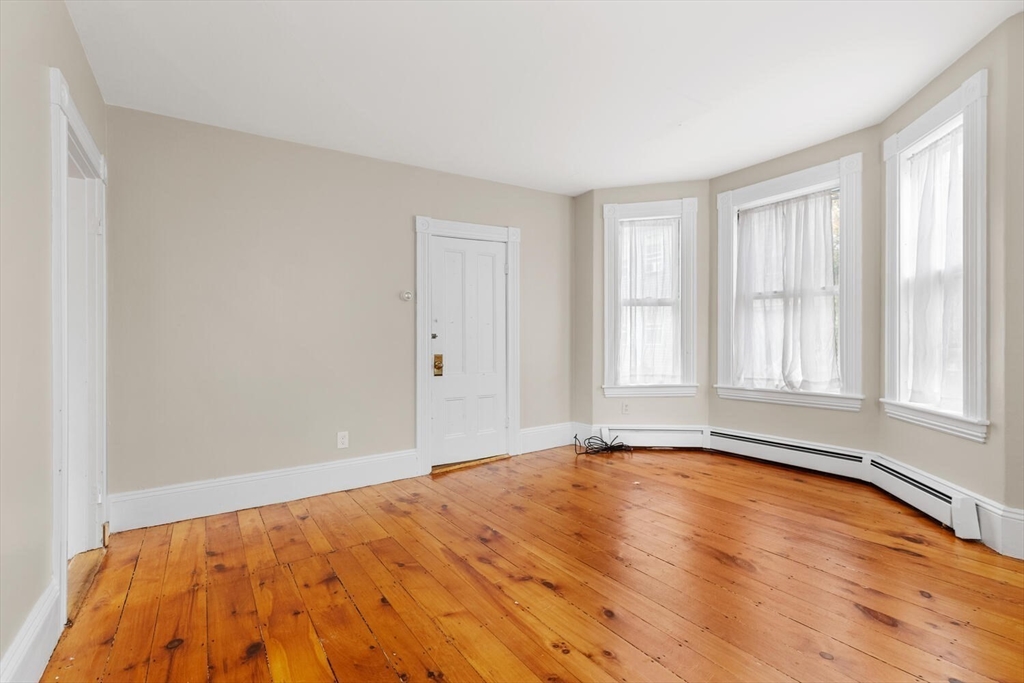 property viewer photo 5