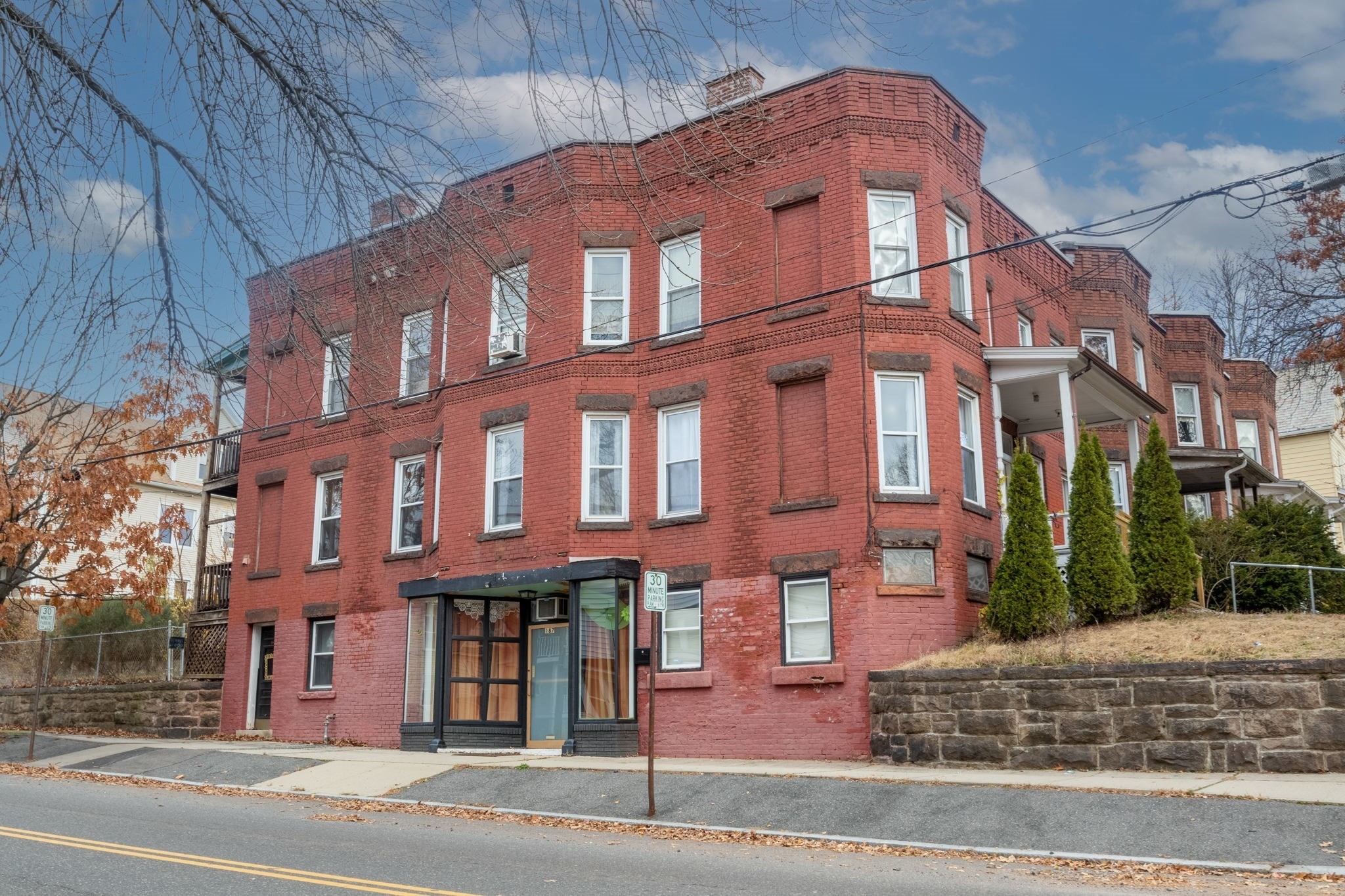 main property photo 1