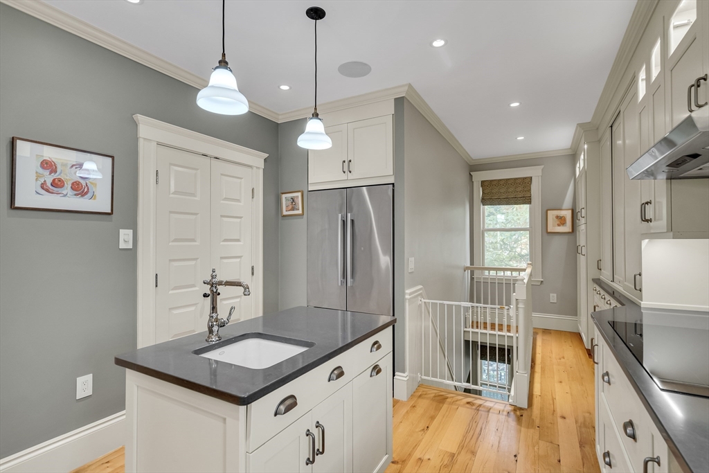 property viewer photo 15