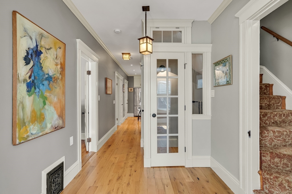 property viewer photo 2