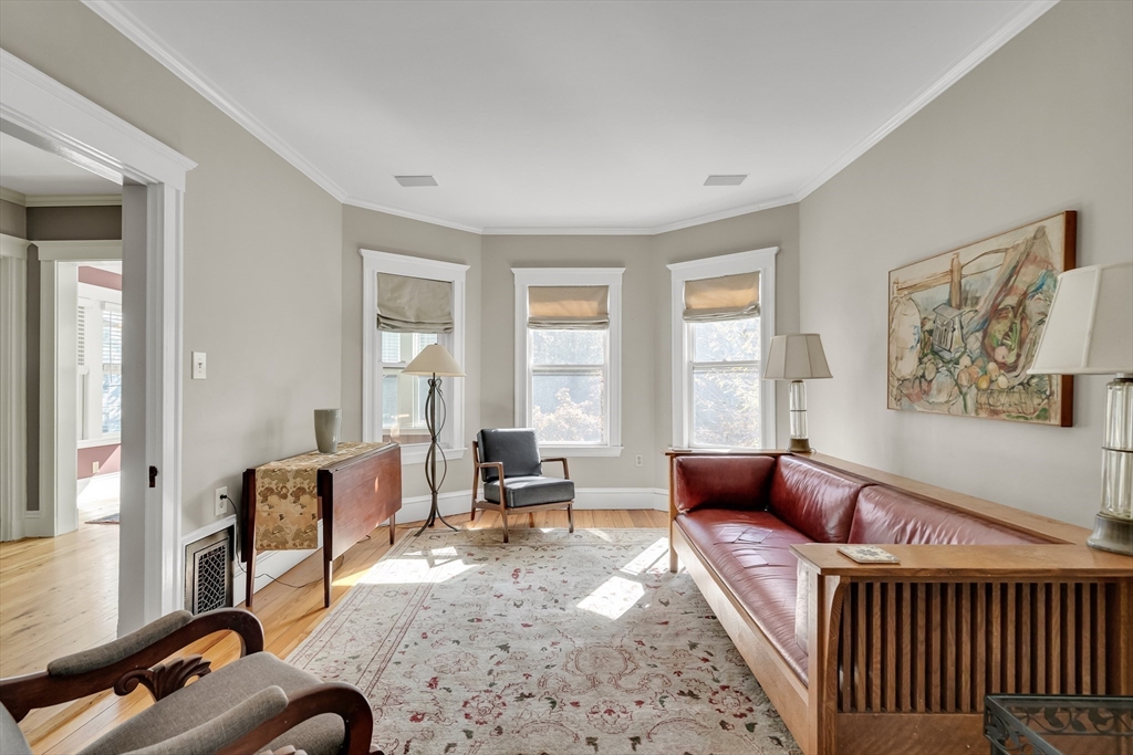 property viewer photo 4