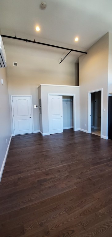 property viewer photo 2