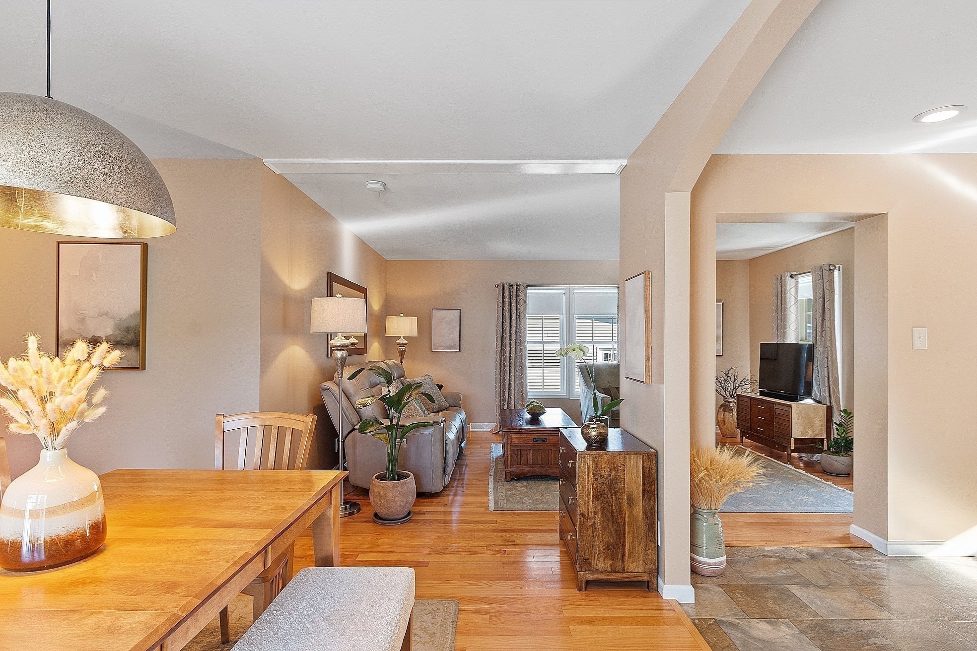 property viewer photo 10