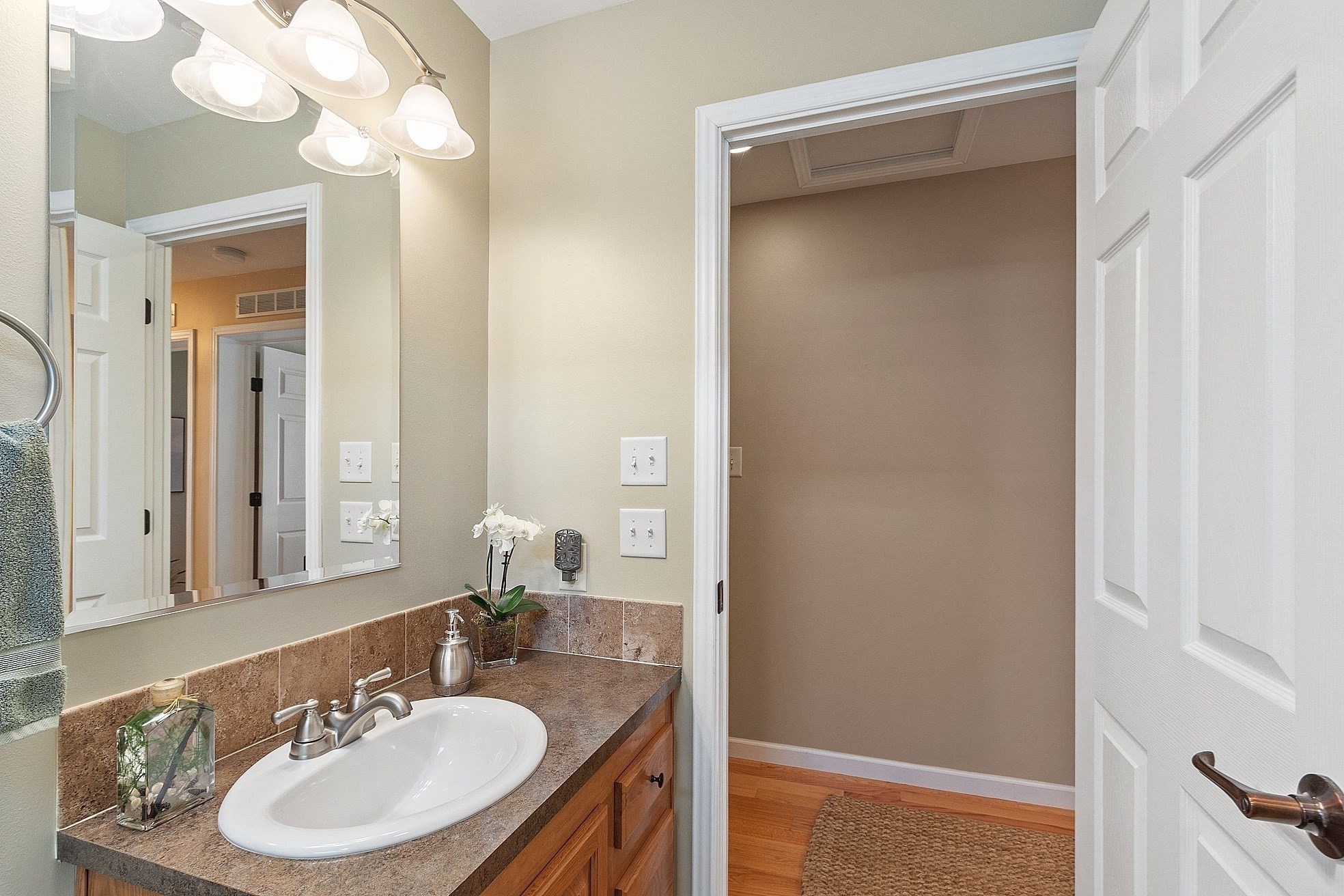 property viewer photo 19
