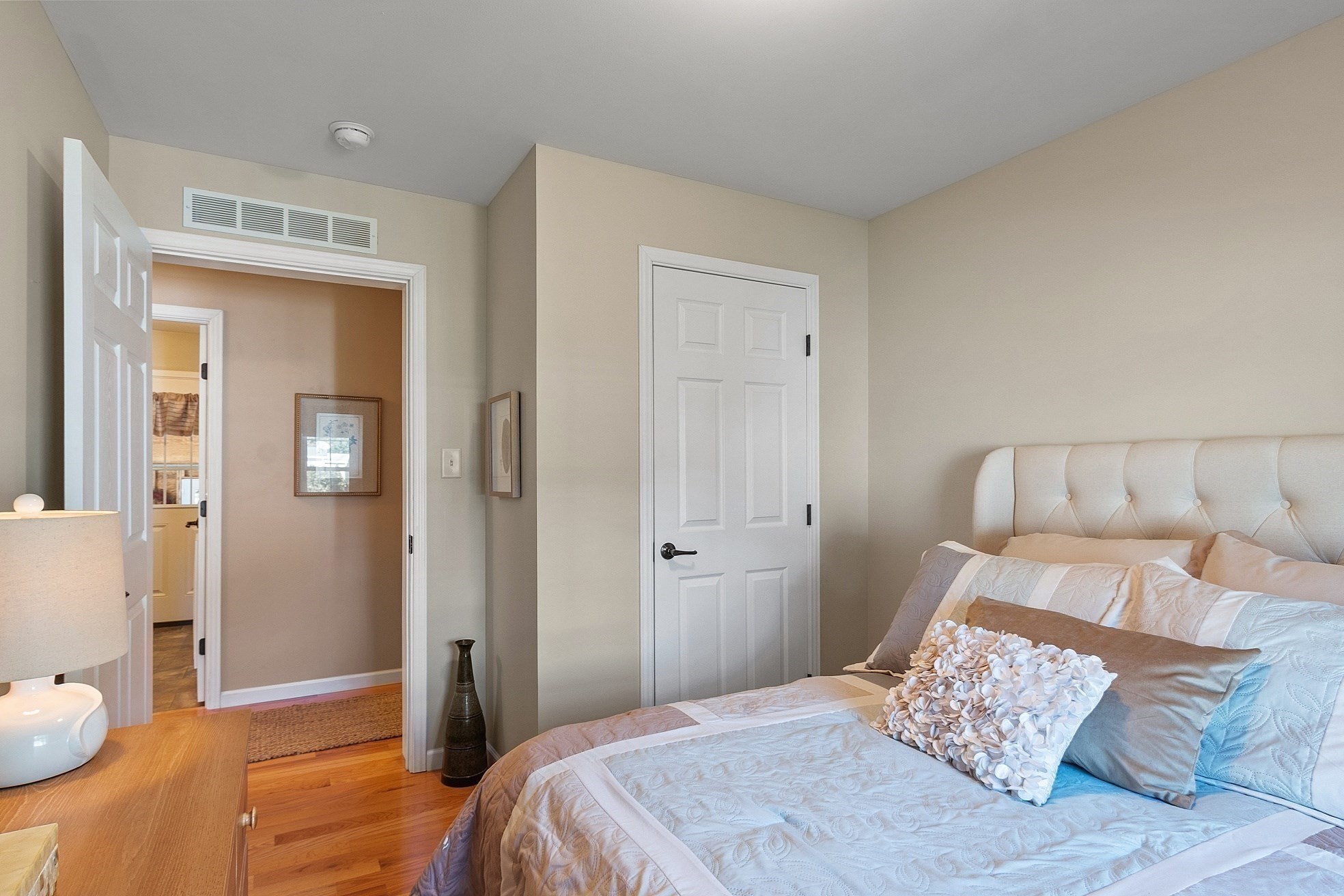property viewer photo 21