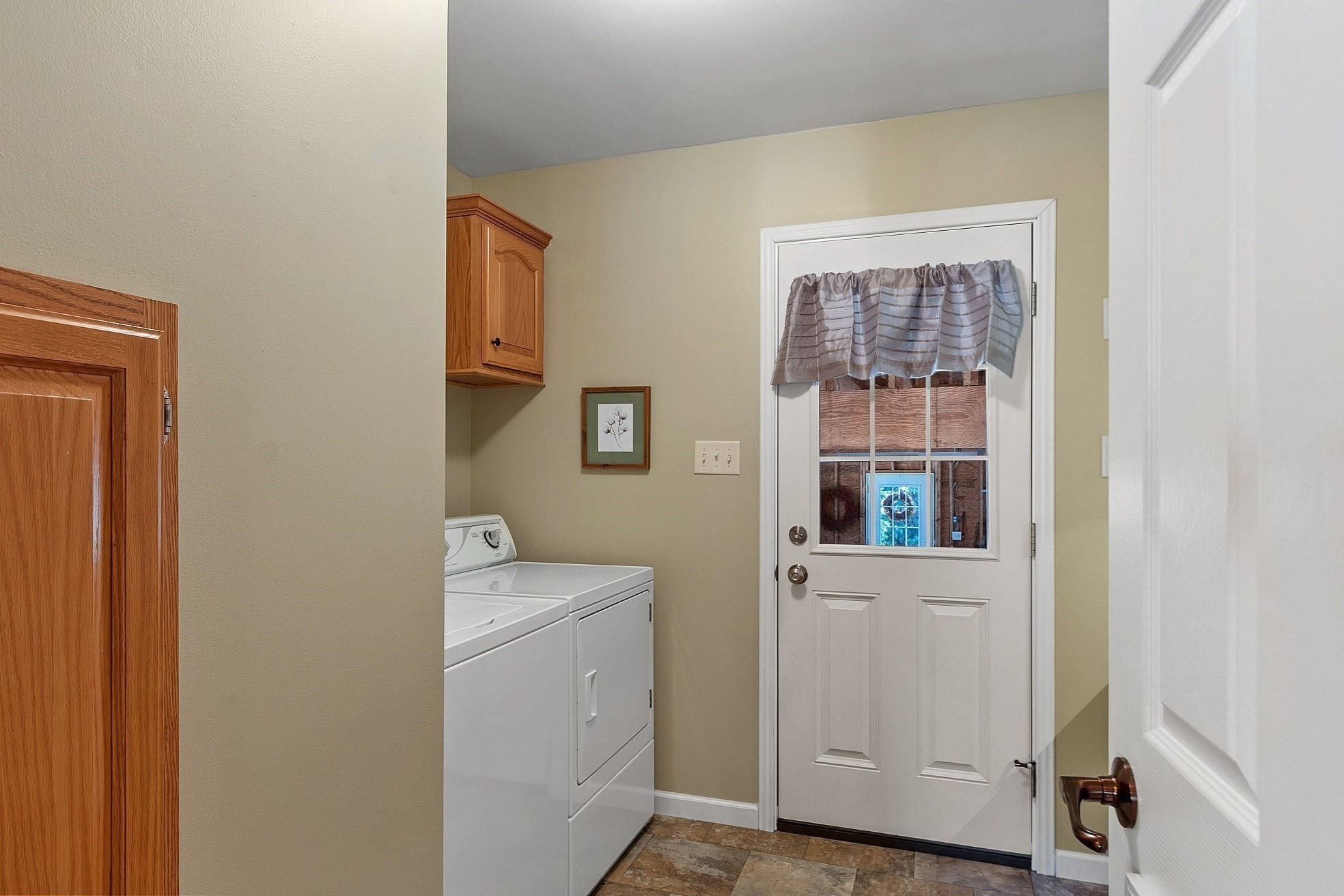 property viewer photo 30