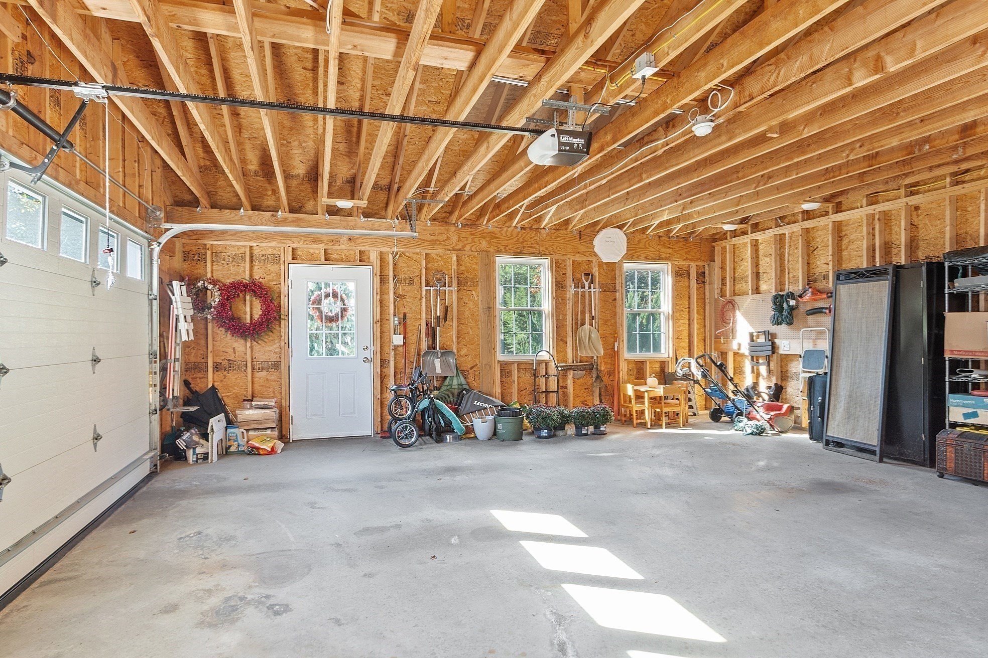 property viewer photo 31
