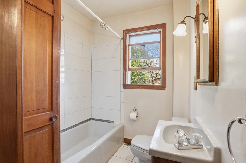 property viewer photo 25