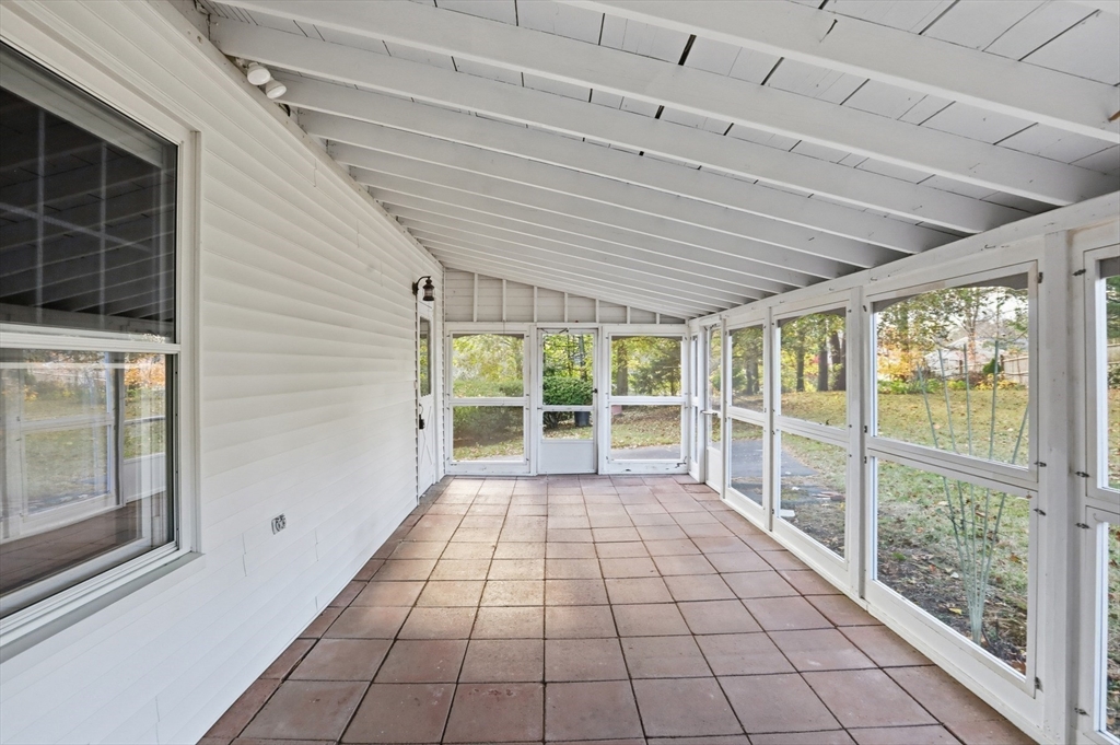 property viewer photo 9