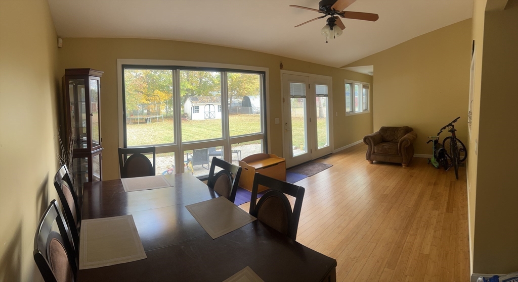 property viewer photo 5