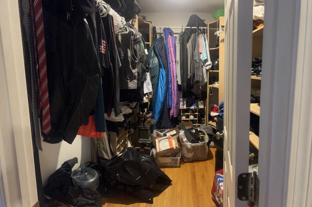 property viewer photo 7