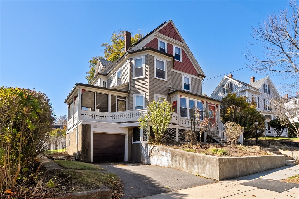 main property photo 0