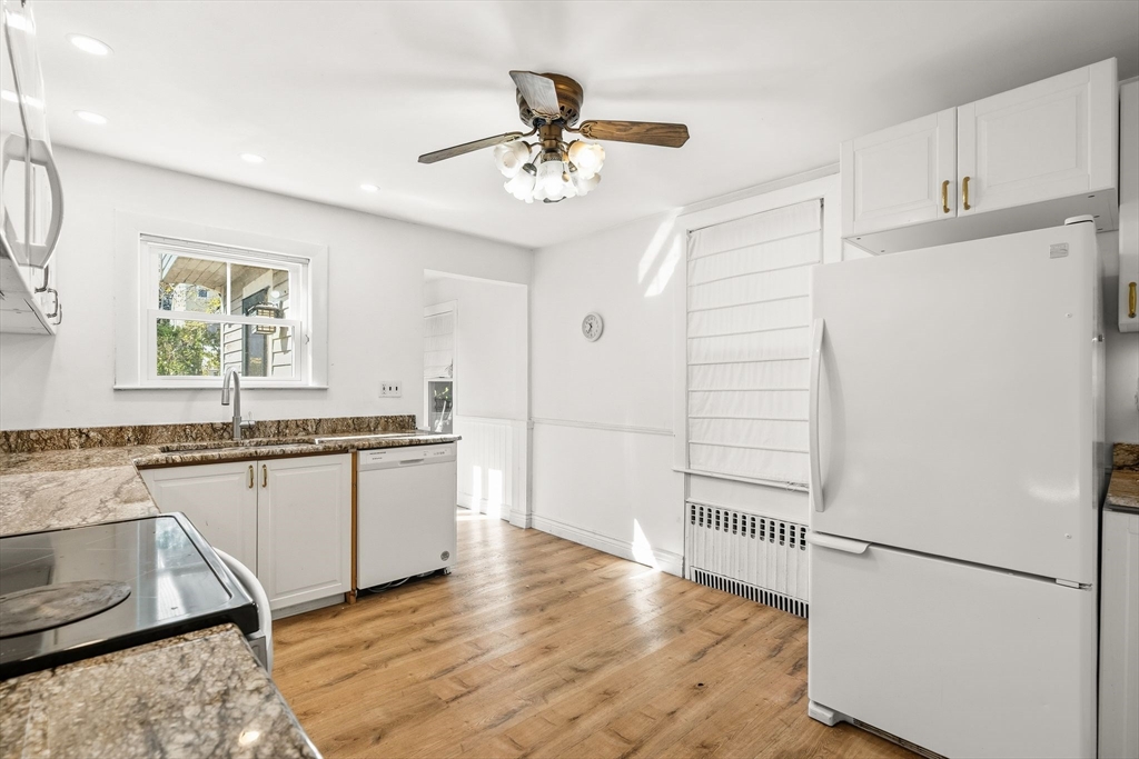 property viewer photo 13