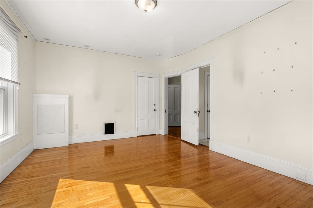 property viewer photo 21