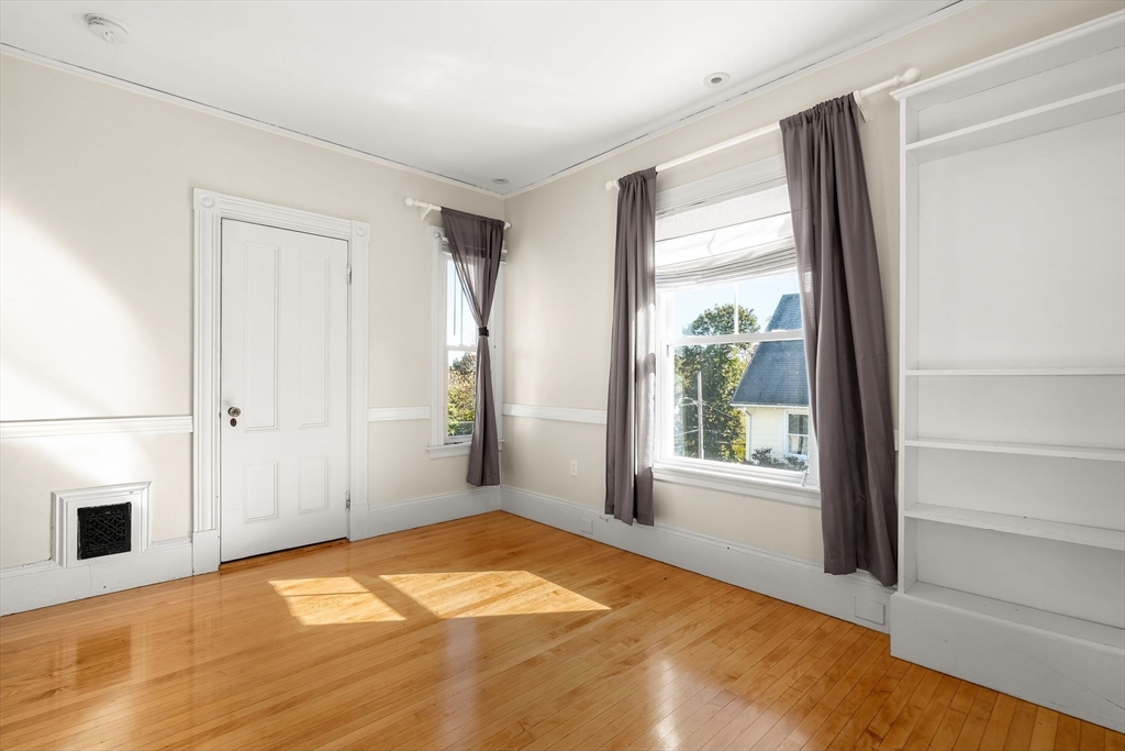 property viewer photo 23