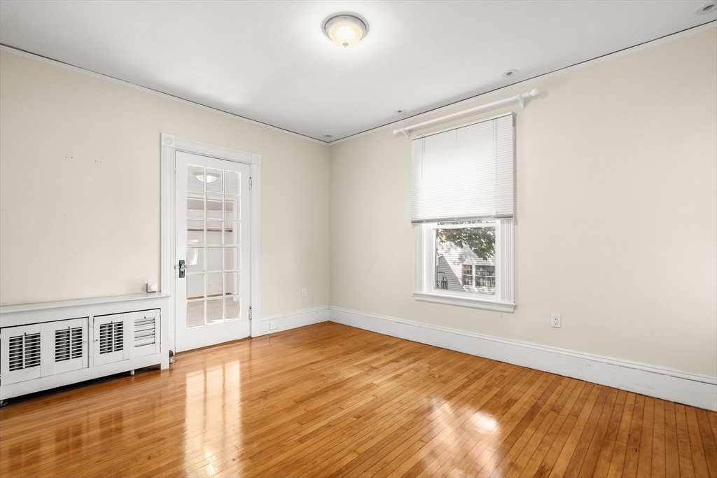 property viewer photo 24