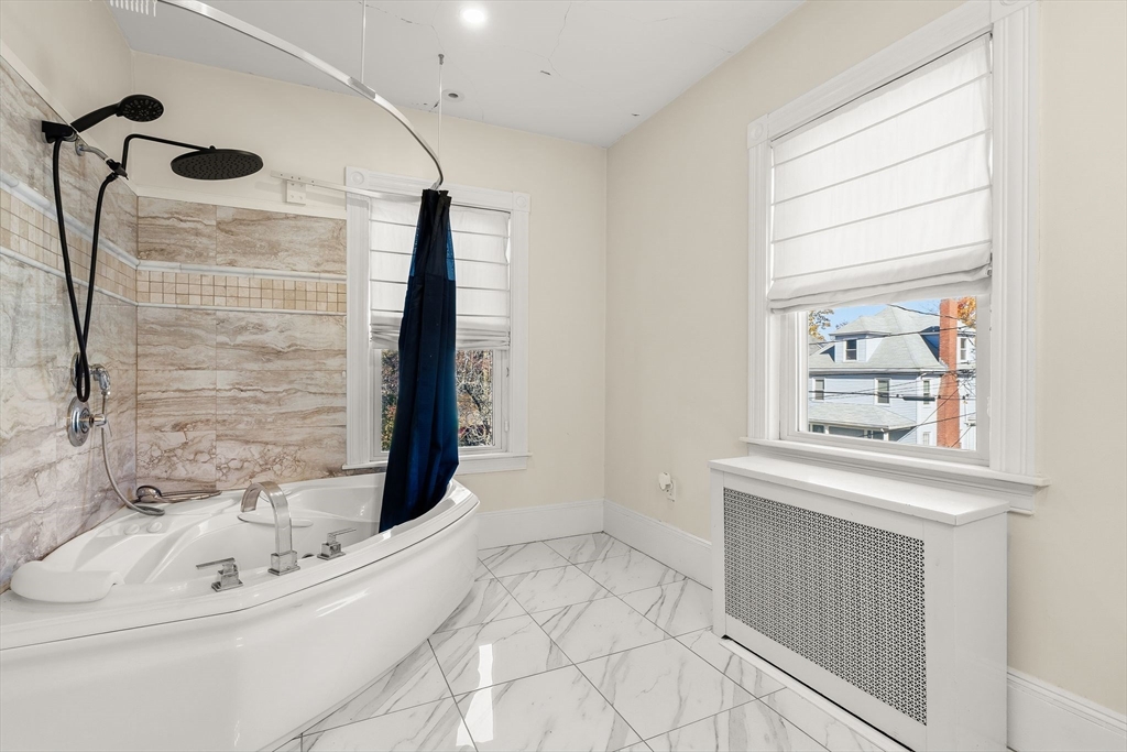 property viewer photo 29