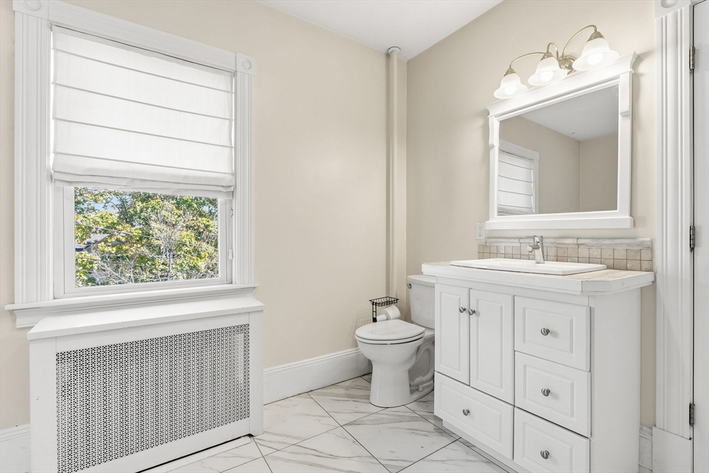 property viewer photo 30