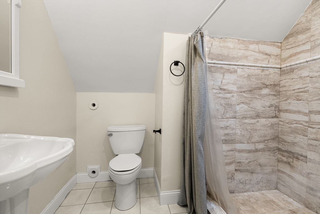 property viewer photo 32