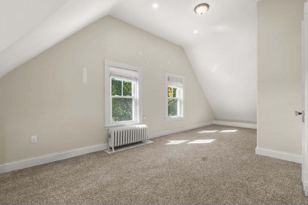 property viewer photo 36