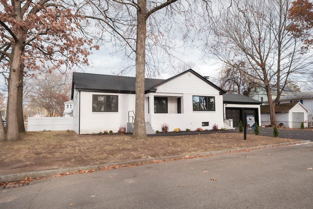 property viewer photo 3