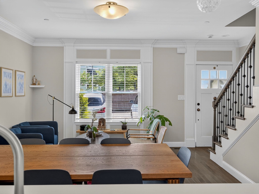 property viewer photo 11