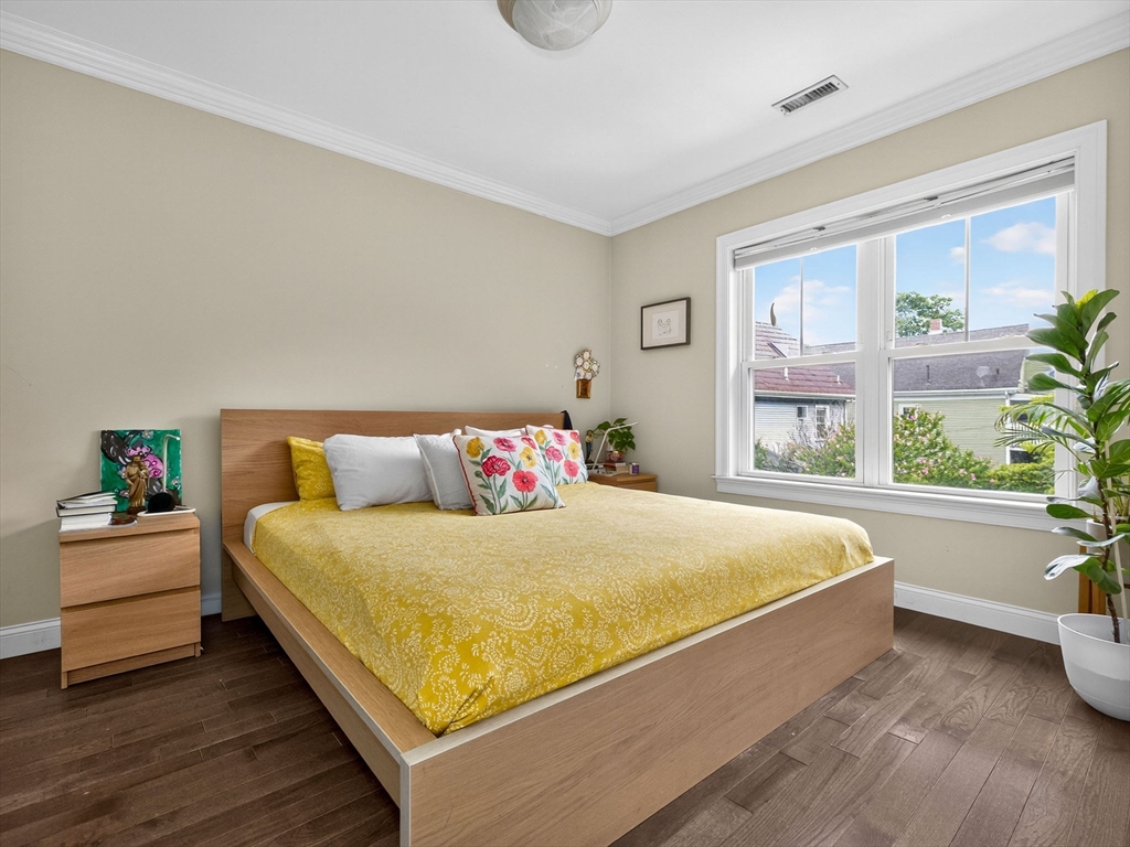 property viewer photo 13
