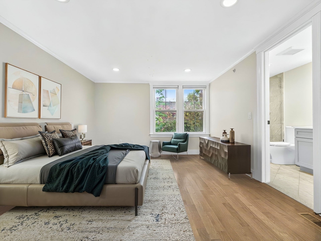 property viewer photo 18