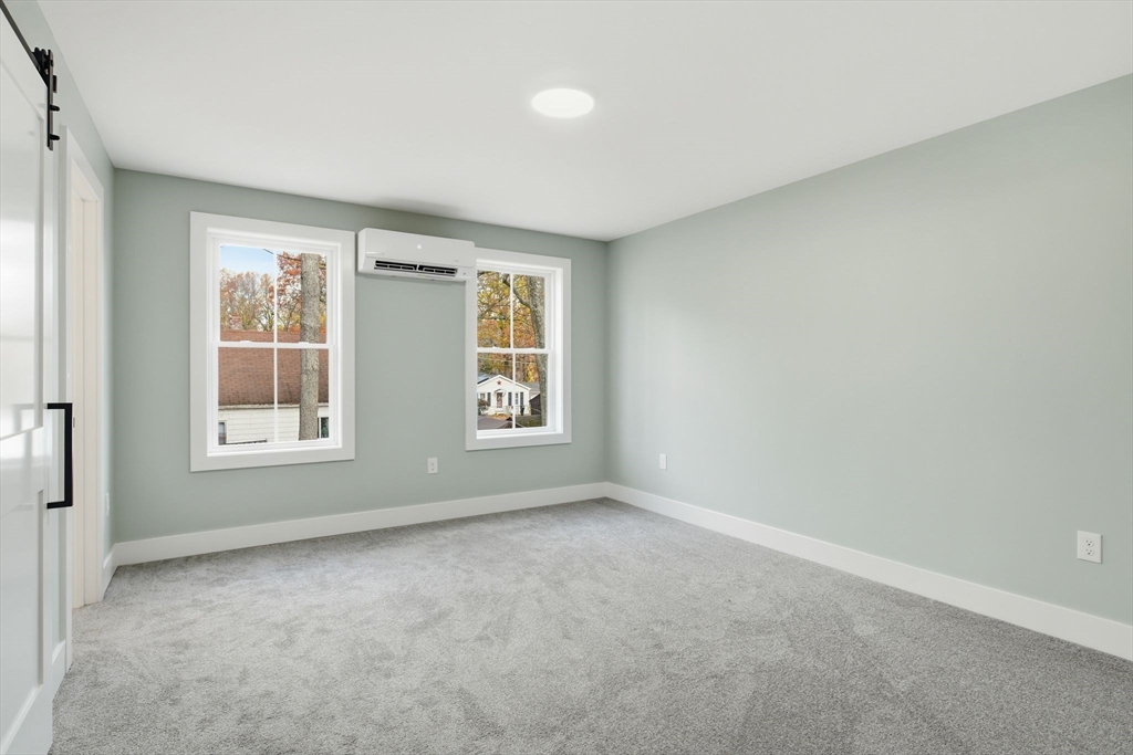 property viewer photo 18