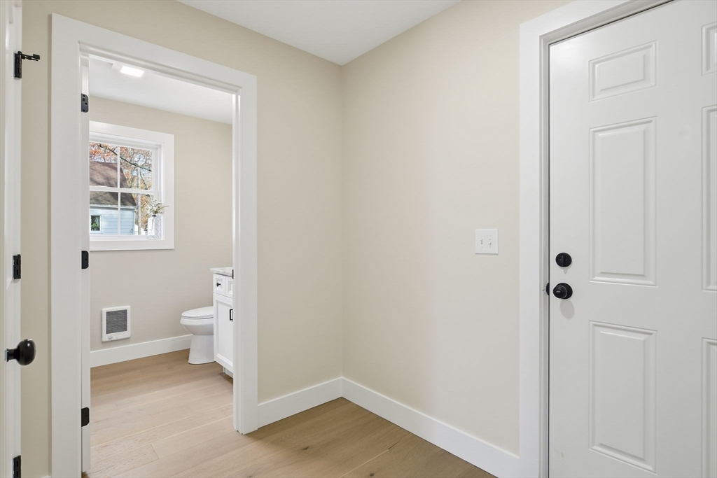 property viewer photo 22