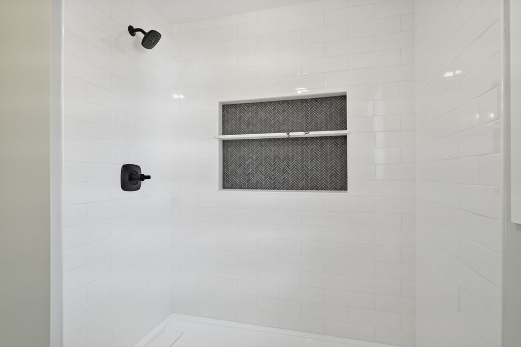 property viewer photo 32