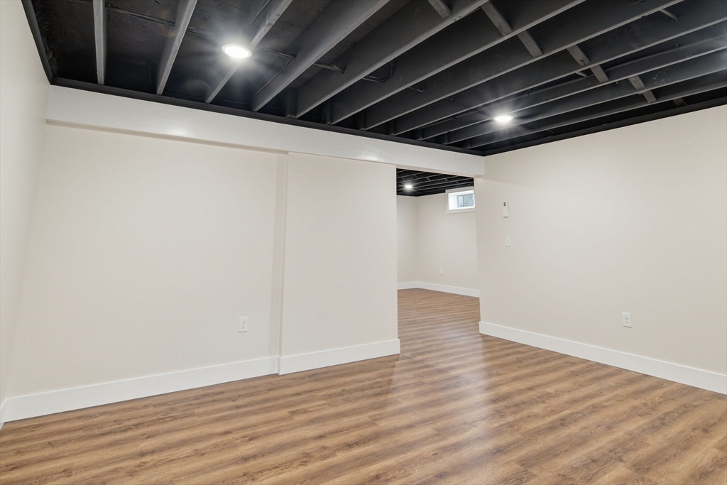 property viewer photo 37