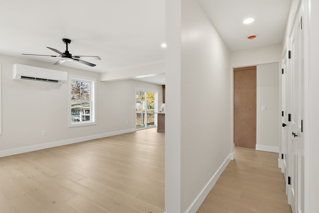 property viewer photo 7