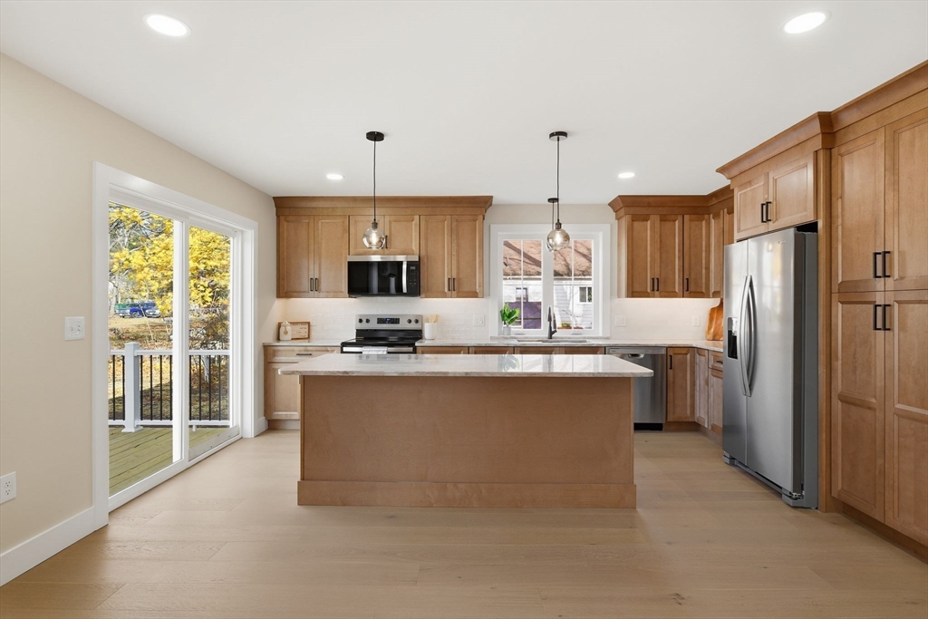 property viewer photo 9