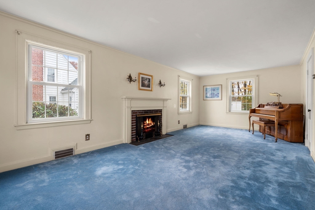 property viewer photo 2