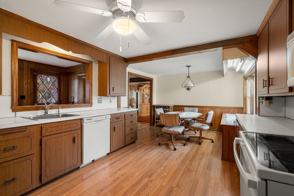 property viewer photo 8
