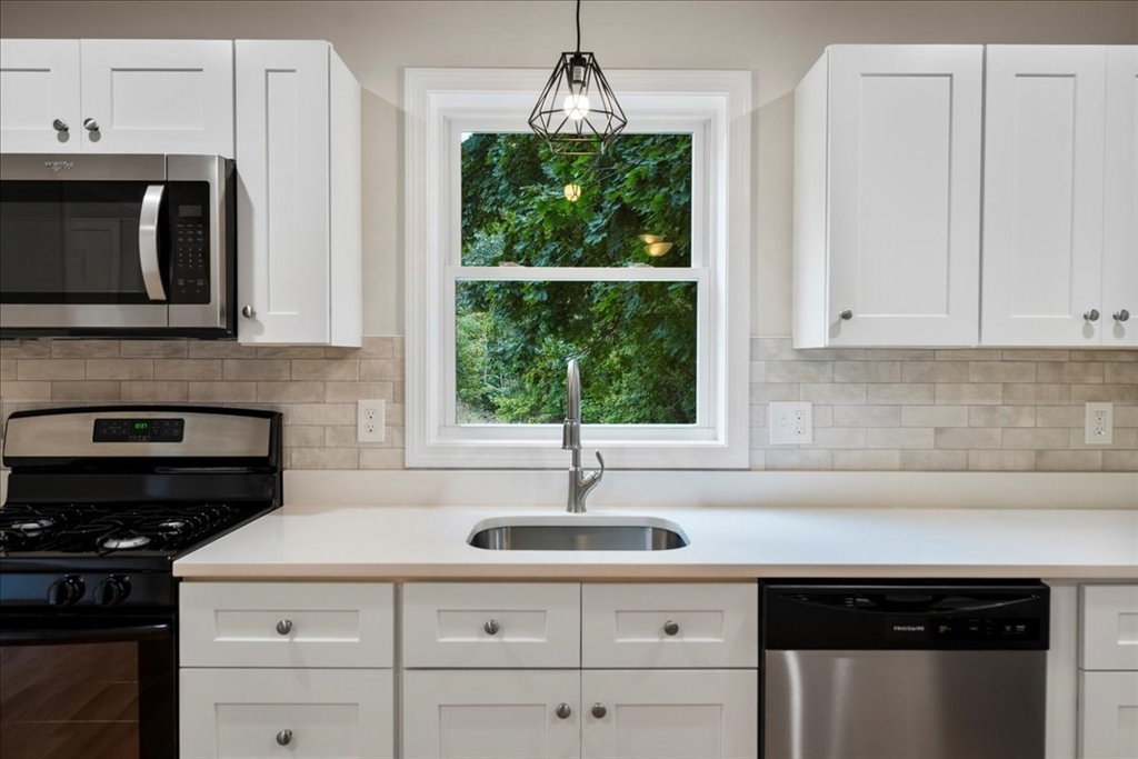 property viewer photo 18
