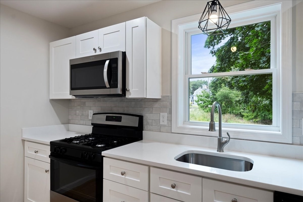 property viewer photo 19