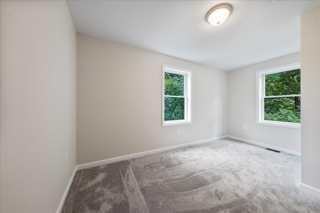 property viewer photo 24