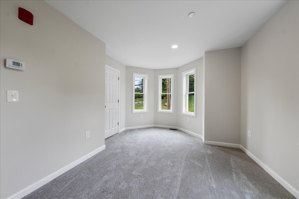 property viewer photo 25