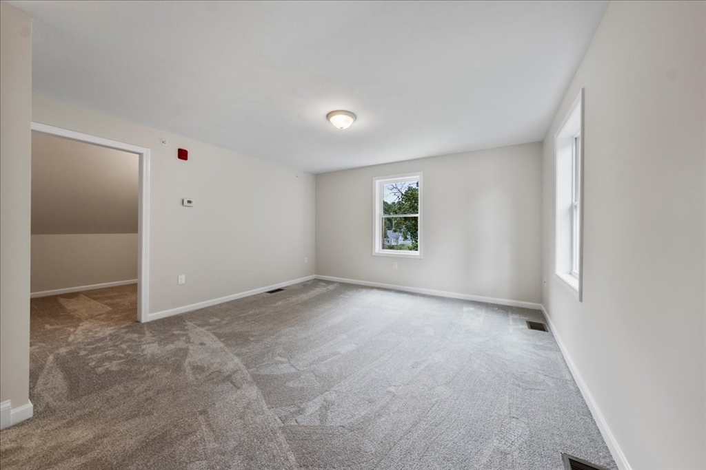 property viewer photo 26