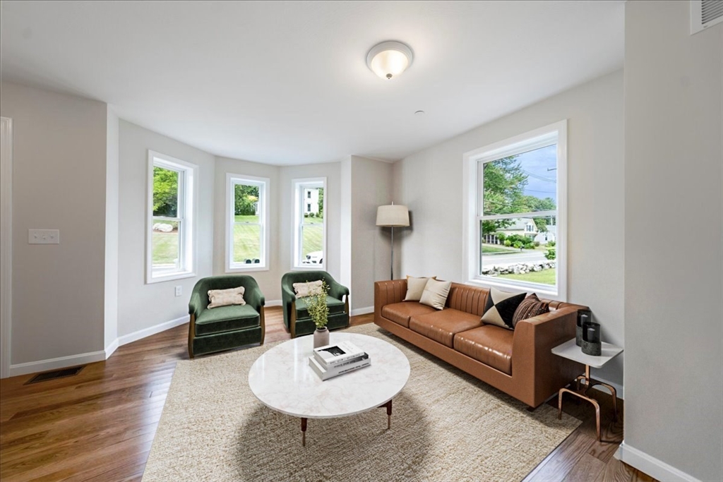 property viewer photo 6